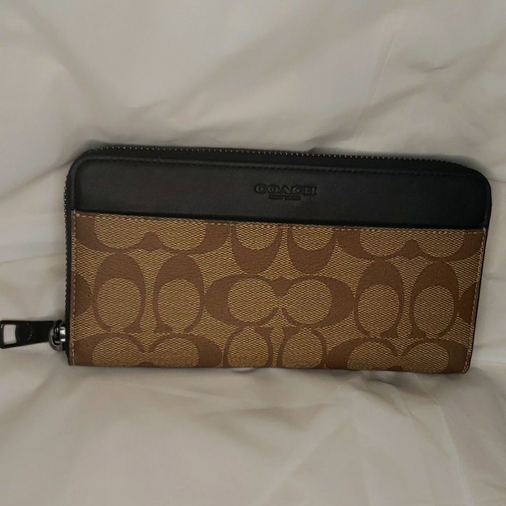 Coach wallet Khaki/Blk